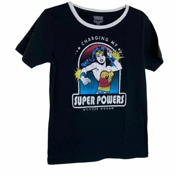 Wonder Woman L Charging‎ my Super Powers T-shirt - Picture 1 of 4